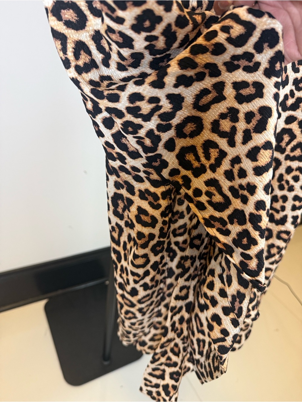 H&M Long Sleeve Leopard Print Shirt Dress | Size L - Picture 5 of 11